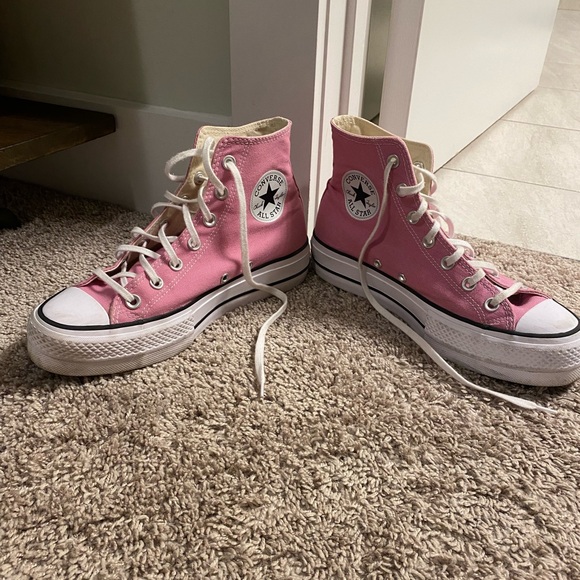 Converse Chuck Taylor All Star Lift High Sneakers in Magic Flamingo - Picture 3 of 9